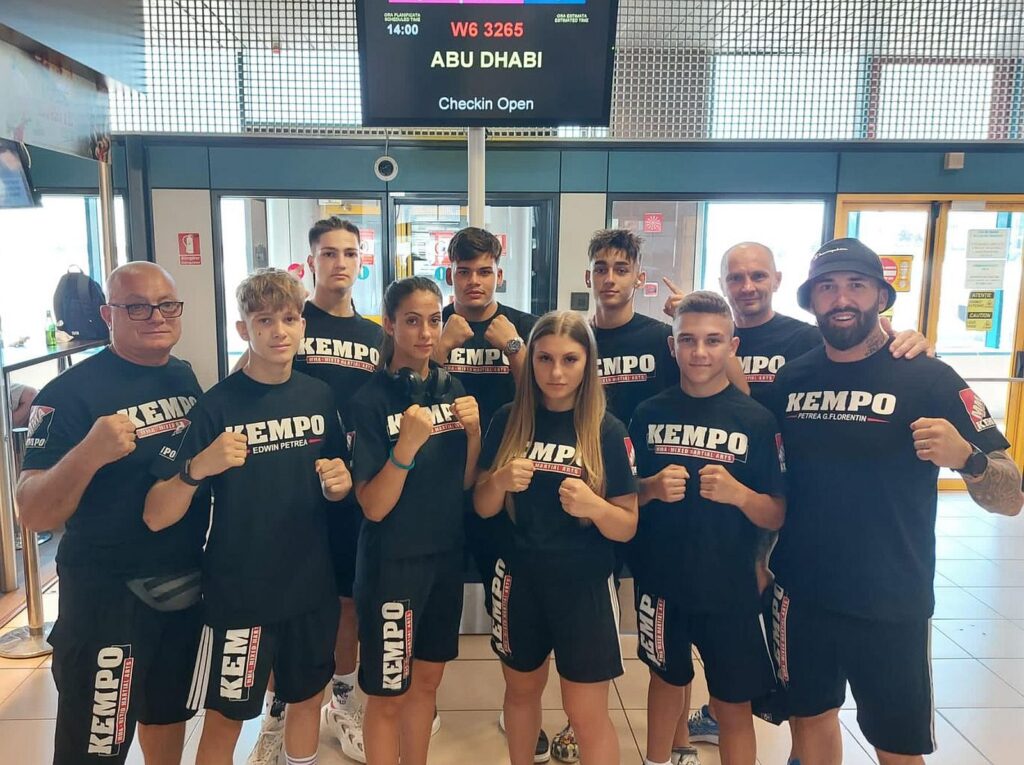 Sportivii de la CSM Ploiești luptă la Mondialul de MMA!