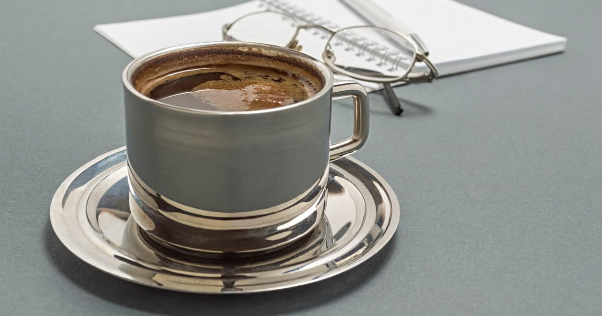 „Testul ceștii de cafea” prin care un director își alege angajații. Mulți oameni îl critică: „Se joacă cu mintea ta”