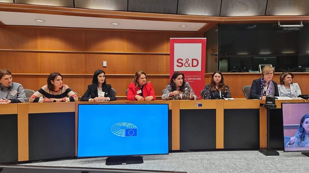 Teme importante, dezbătute de preşedinta OFSD Prahova, Beatrice Găjman ...