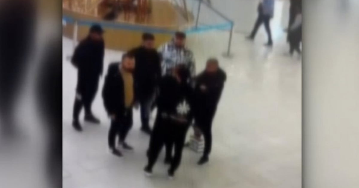 Bătaie generală într-un mall din Craiova: Un tânăr înjunghiat. Cei 6 scandalagii au fost arestați