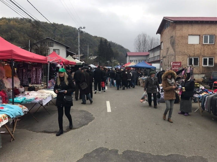 Circulație oprită pe un drum județean, cu prilejul organizării Târgului de Toamnă de la Telega