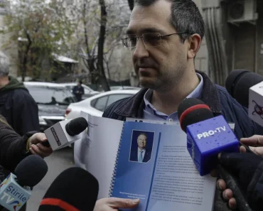 „Penalii”! Vlad Voiculescu si alte nume grele, cercetate de DNA în Dosarul vaccinurilor