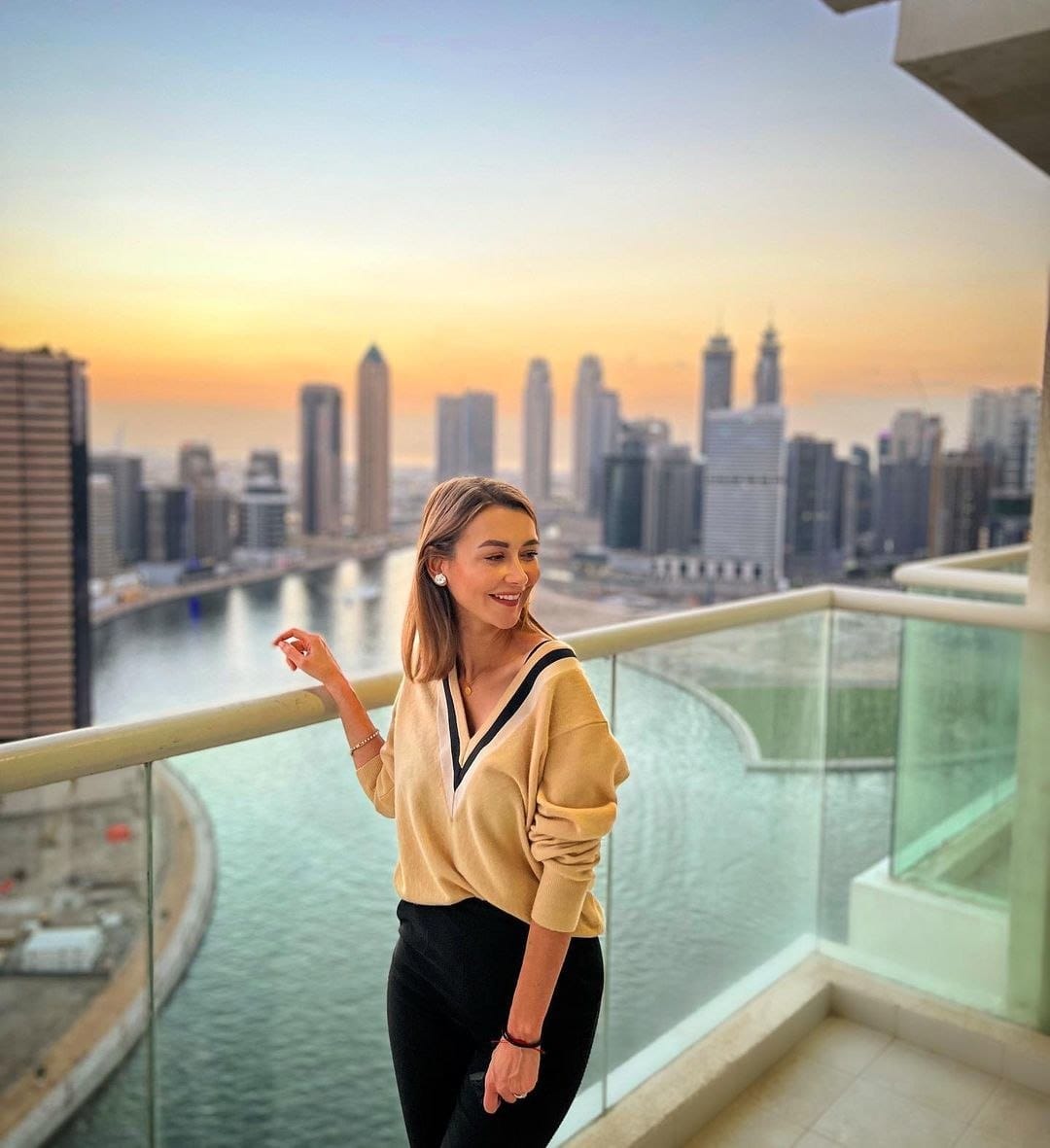 Denisa Tănase, martora unui fenomen uimitor în Dubai. Artista a văzut oameni care zboară