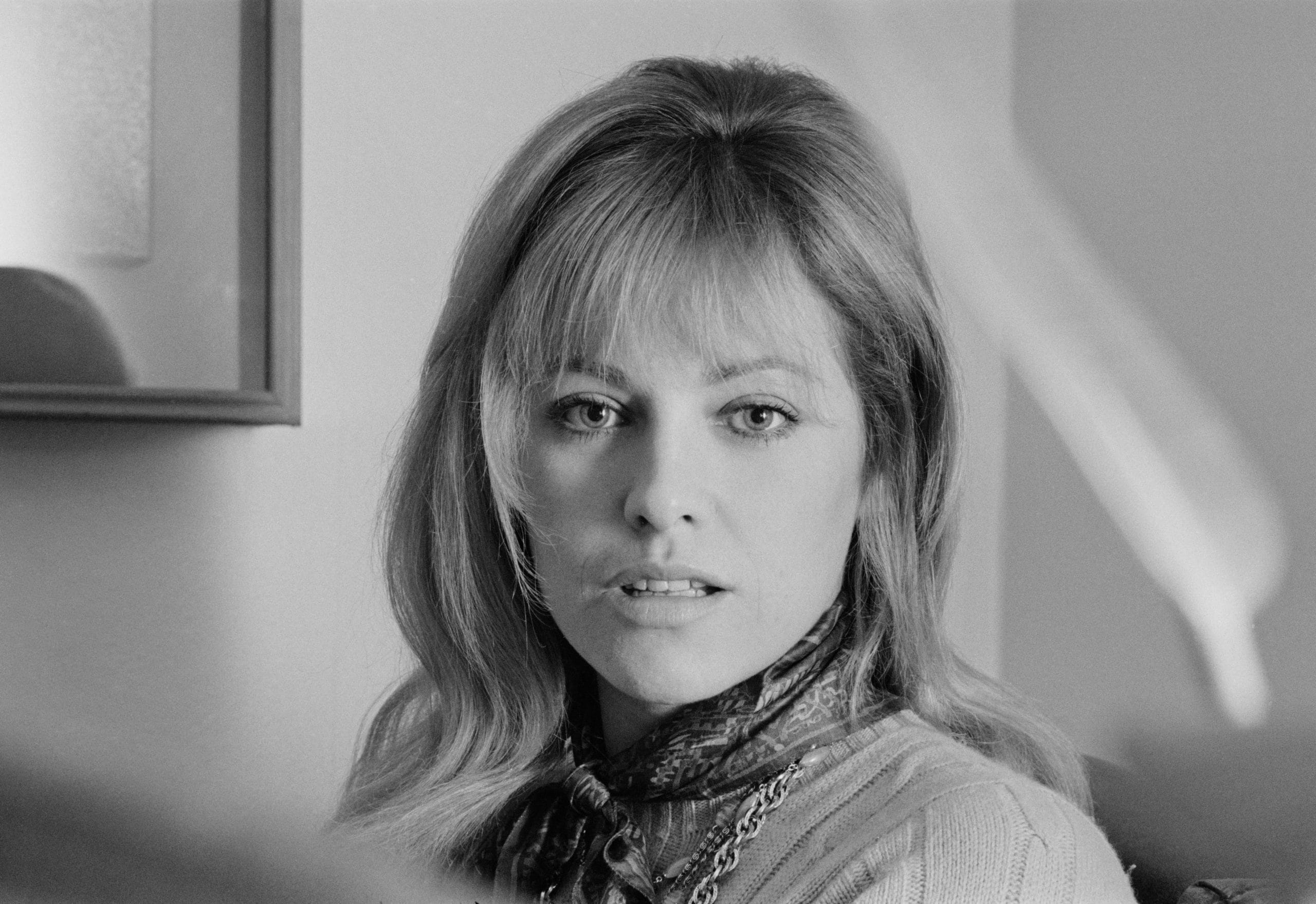 Cine a fost Nathalie, femeia pentru care Alain Delon a părăsit-o pe celebra actriță Romy Schneider