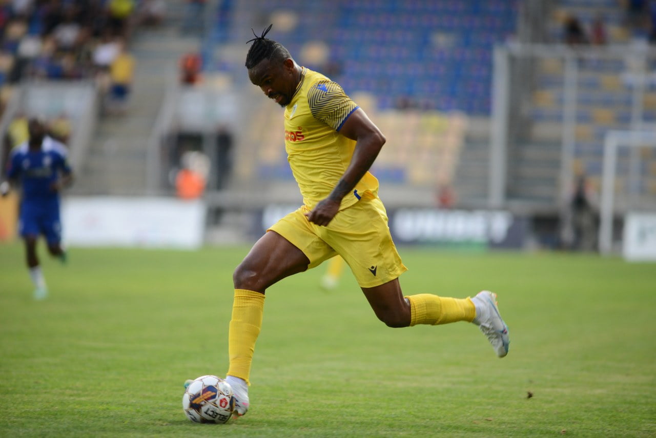 Se întoarce cu gol
