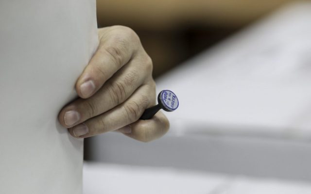 Iohannis: Alegerile din acest an vor trebui să reflecte maturitatea noastră democratică / Vom rămâne vigilenți în fața curentelor extremiste și nu vom permite afectarea sistemului nostru de valori Iohannis: Alegerile din acest an vor trebui să reflecte maturitatea noastră democratică / Vom rămâne vigilenți în fața curentelor extremiste și nu vom permite afectarea sistemului nostru de valori