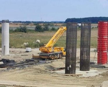 Accident mortal, pe șantierul autostrăzii A7. Un muncitor a căzut în gol de la 8 metri