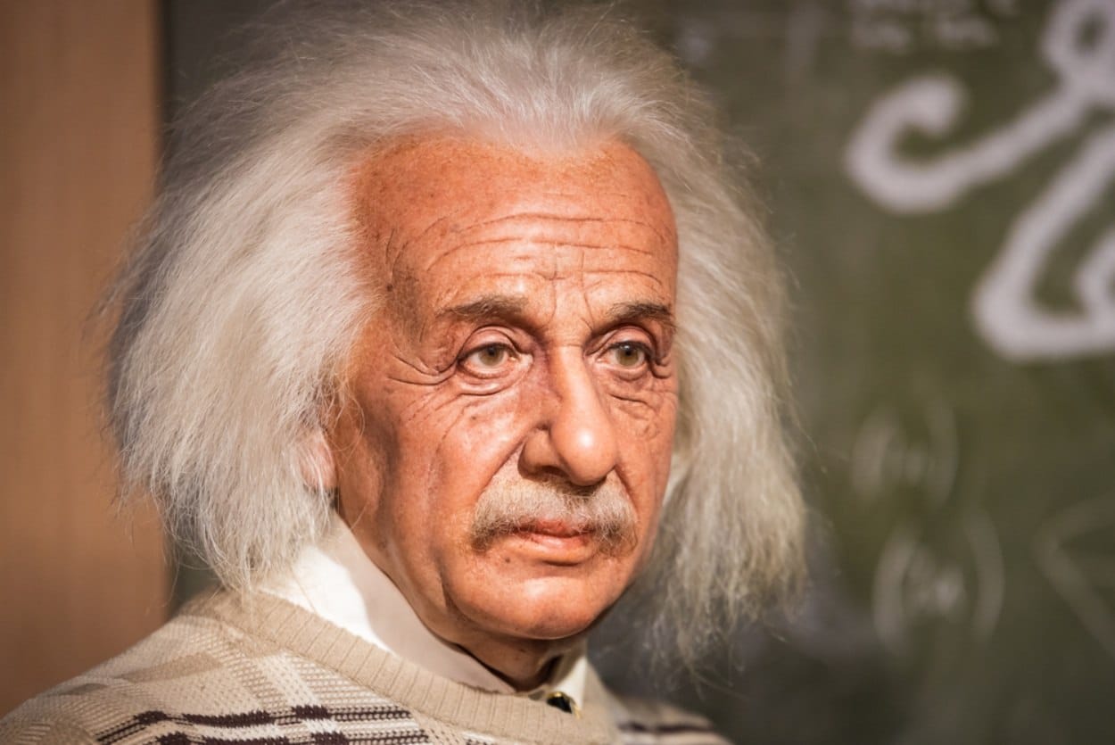 Ghicitoarea lui Albert Einstein pe care doar 2% din populație o poate rezolva. Crezi că ai o minte genială?