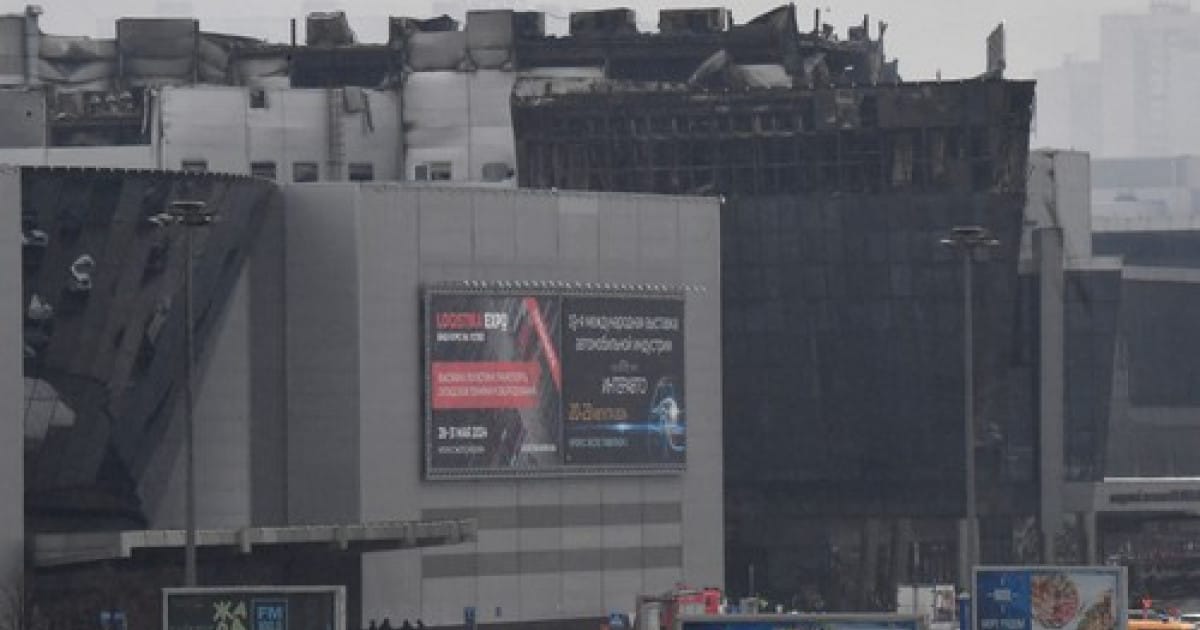 Atac armat la Moscova, 143 de oameni au fost uciși într-o sală de spectacole. FSB a reținut 11 persoane