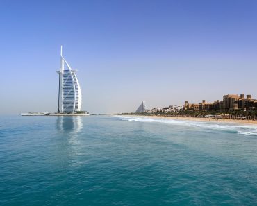 Cele 300 de insule artificiale din Dubai, construite pentru cei bogați, rămase nelocuite Cele 300 de insule artificiale din Dubai, construite pentru cei bogați, rămase nelocuite