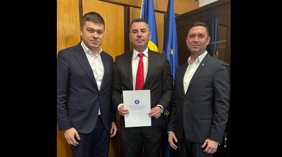 Comuna Râfov introduce gazele naturale pentru populație. Primarul Cazanciuc a semnat, astăzi, contractul cu Ministerul Dezvoltării