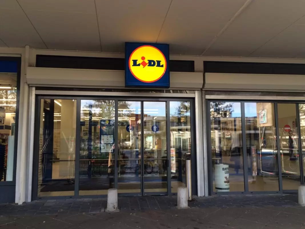 Ce salariu câștigă o femeie de serviciu de la Lidl România, în 2024. Ce alte beneficii mai acordă Lidl