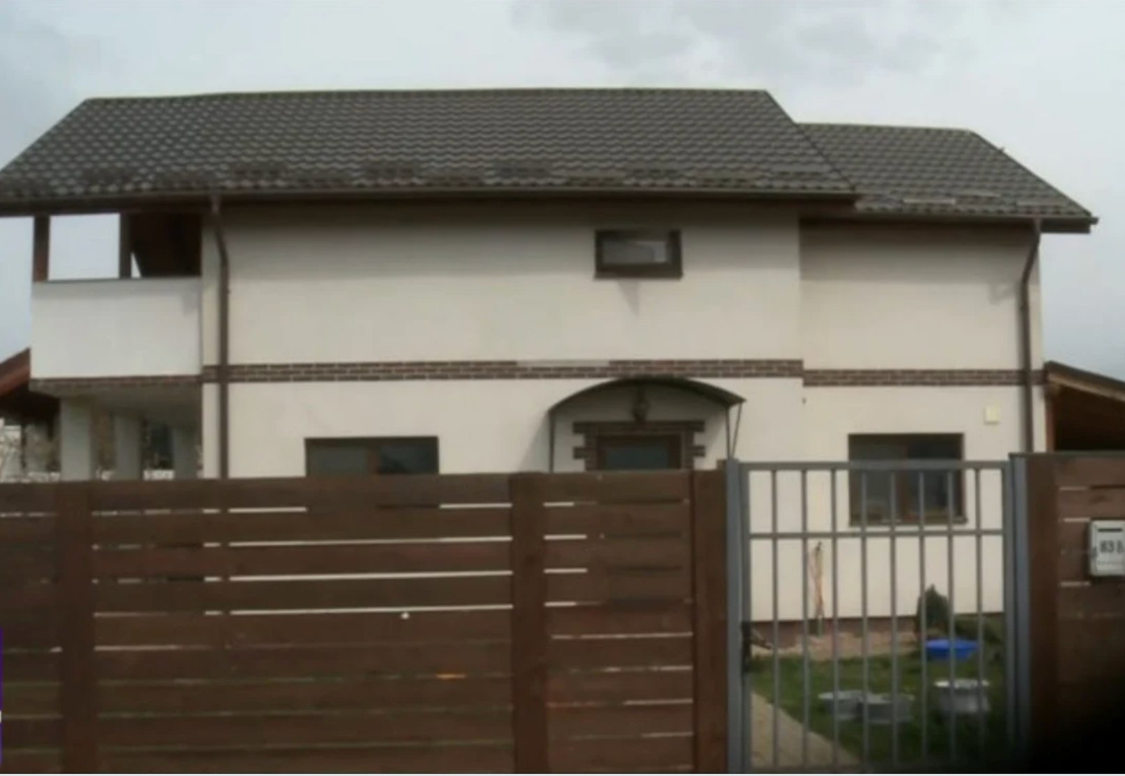 Proprietarul unei case trăiește un coșmar din cauza chiriașilor. De ce nu poate să îi dea afară