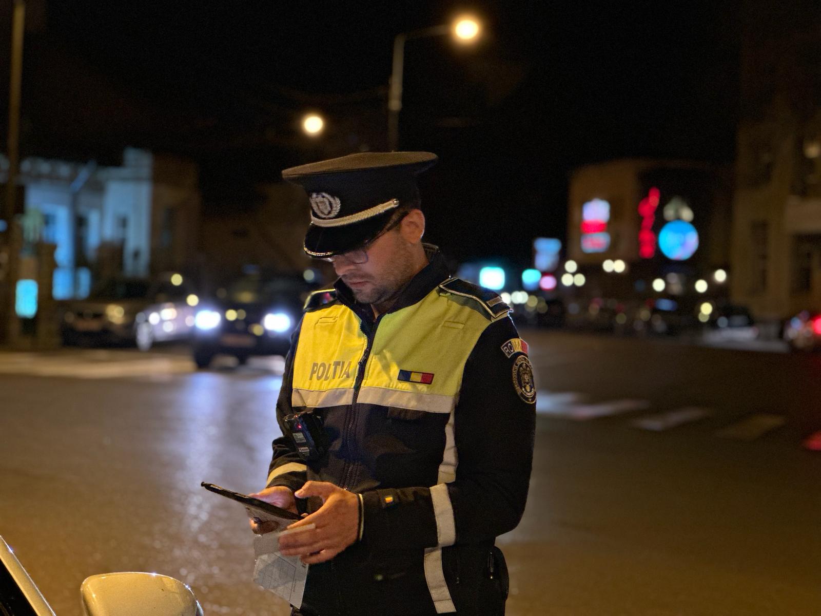 Acțiune de amploare a Poliției, în Prahova. 23 de şoferi au devenit pietoni, într-o singură zi Acțiune de amploare a Poliției, în Prahova. 23 de şoferi au devenit pietoni, într-o singură zi