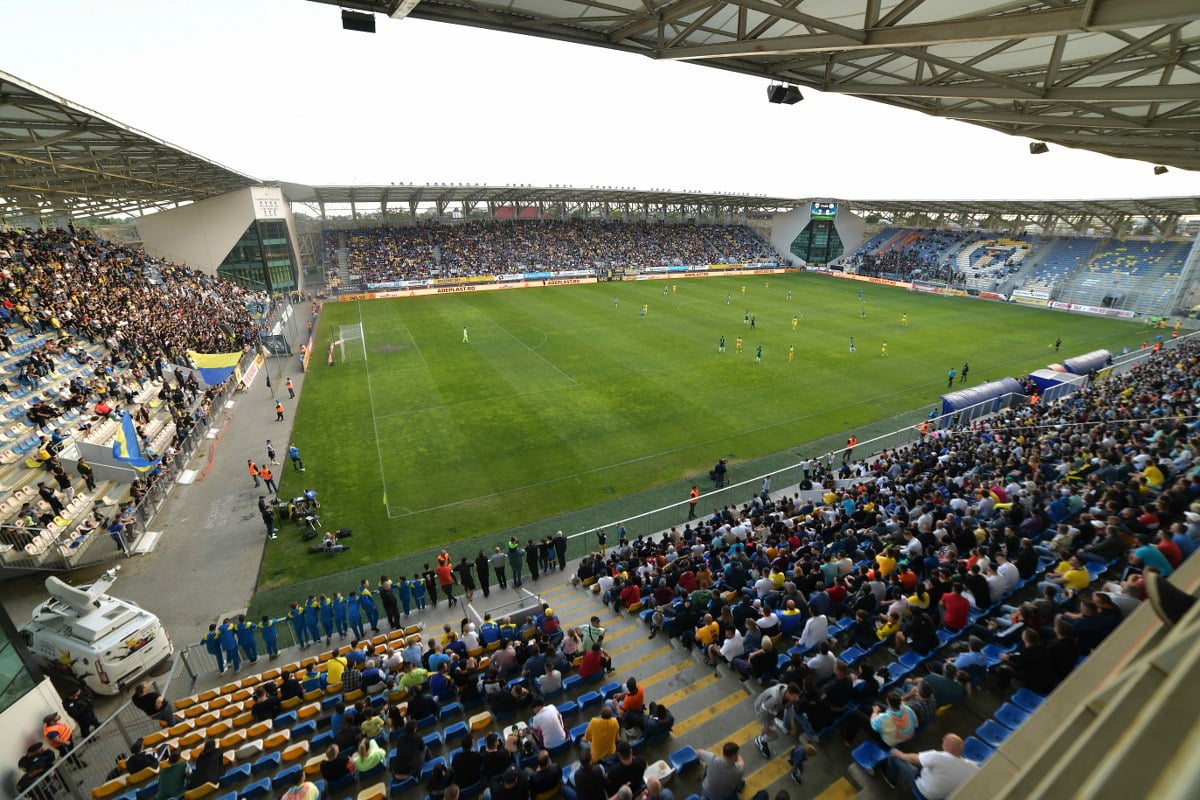 asociația fotbal club hermannstadt oţelul galaţi