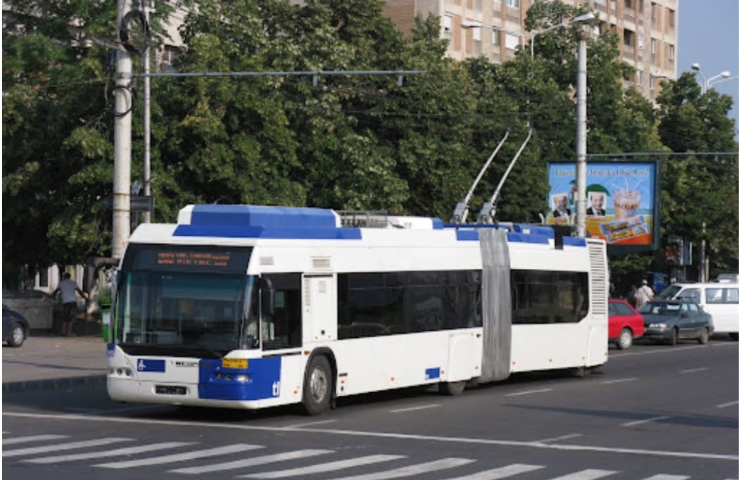 Troleibuzele revin la traseul obişnuit şi vor circula pe Bulevardul Castanilor, proaspăt modernizat