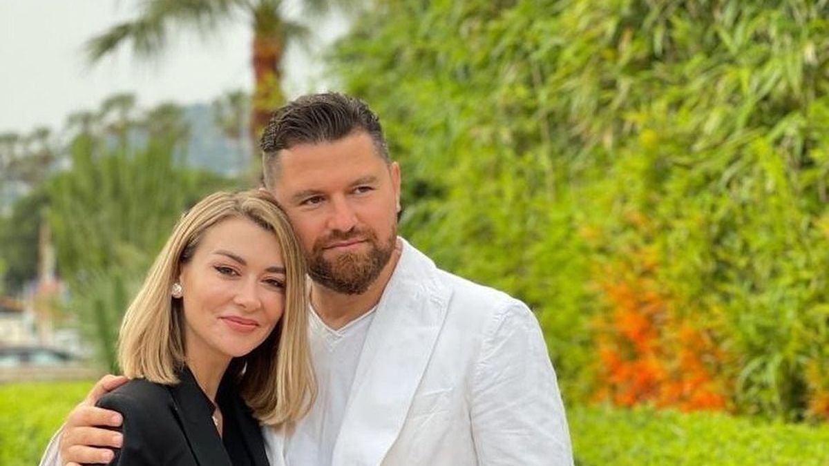 Unde își vor petrece vacanța Denisa Tănase și soțul ei, vara aceasta. Cei doi locuiesc de mai mulți ani în Dubai. „Evadăm”