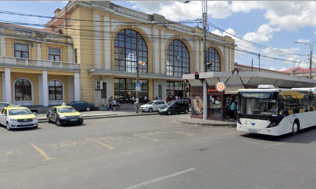 Ploieşti: Tânăr de 19 ani, înjunghiat de propriul frate. Agresiunea a avut loc în zona Gării de Sud Ploieşti: Tânăr de 19 ani, înjunghiat de propriul frate. Agresiunea a avut loc în zona Gării de Sud