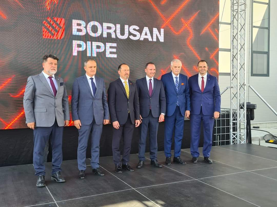 S-a inaugurat o nouă fabrică, în Prahova. Borusan Tube va crea noi locuri de muncă, la sediul din Ariceştii Rahtivani. Victor Ponta, Virgiliu Nanu şi prefectul Drăgănescu, printre participanții la inaugurare S-a inaugurat o nouă fabrică, în Prahova. Borusan Tube va crea noi locuri de muncă, la sediul din Ariceştii Rahtivani. Victor Ponta, Virgiliu Nanu şi prefectul Drăgănescu, printre participanții la inaugurare