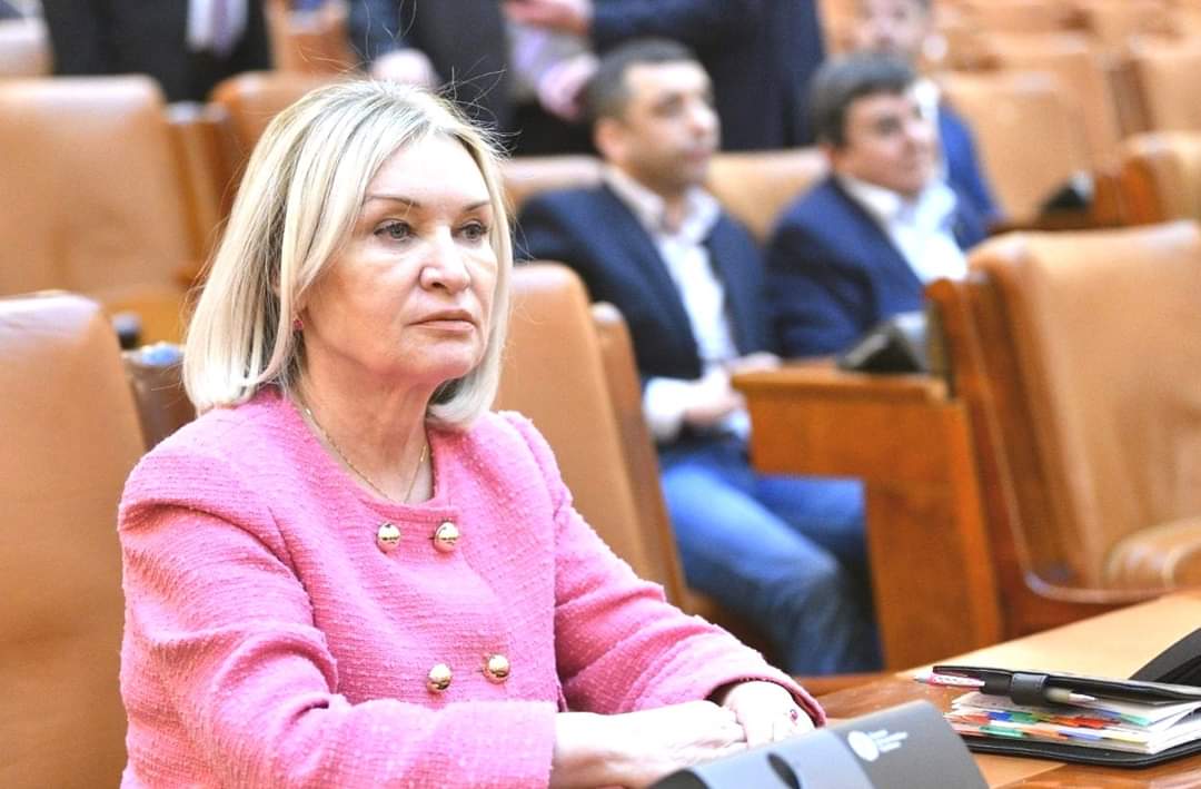 Rodica Paraschiv, deputat PSD Prahova: „După 20 de ani, România merită un preşedinte pentru toți!”