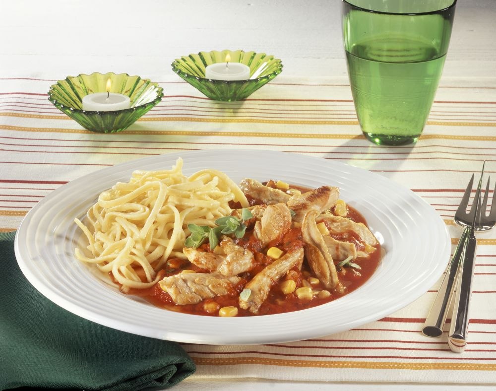 Rețeta delicioasă de tocăniță picantă de pui. Te ajută să slăbești și este perfectă pentru zilele de toamnă