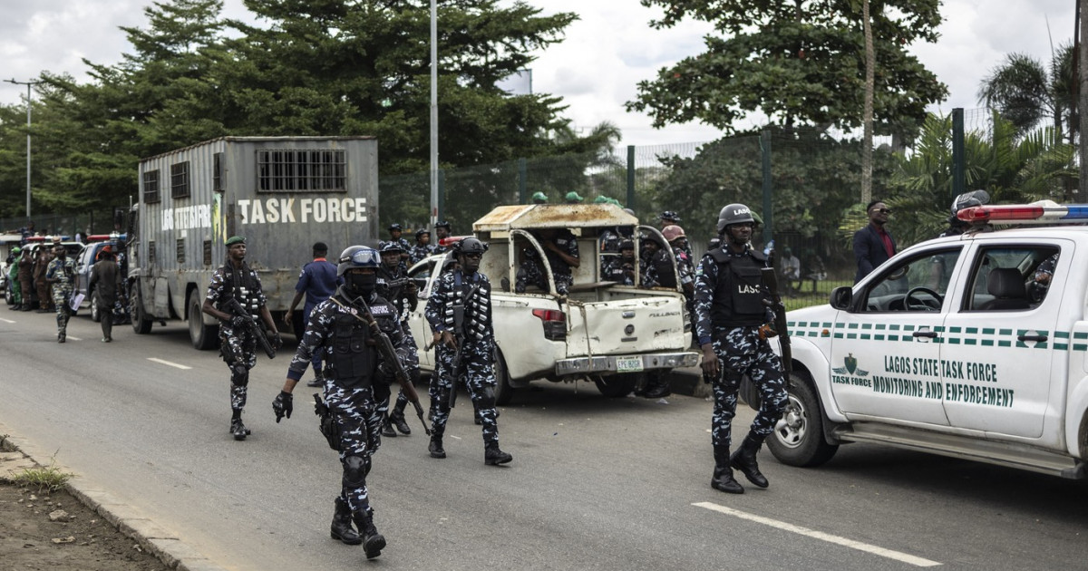 29 de adolescenți din Nigeria ar putea fi condamnaţi la moarte , după ce au fost trimiși în judecată pentru participarea la un protest