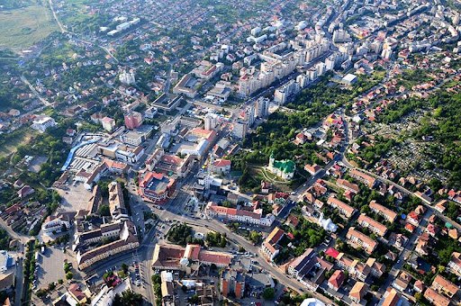 Numele unui oraș din România, schimbat pentru că era „prea țărănesc”. Situat într-una dintre cele mai avantajoase regiuni ale țării