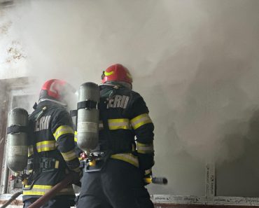Incendiu la o fabrică de prelucrare a lemnului în Bucov. Intervenție de amploare
