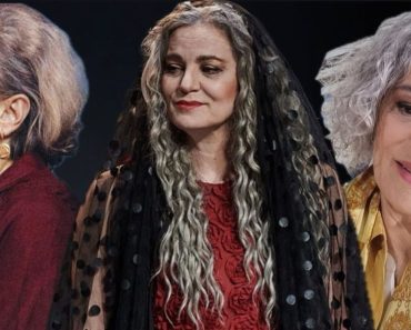 Maia Morgenstern, uimită de sania zburătoare din Craiova! Ce părere a avut, după ce a vizitat târgul de Crăciun. Video Maia Morgenstern, uimită de sania zburătoare din Craiova! Ce părere a avut, după ce a vizitat târgul de Crăciun. Video