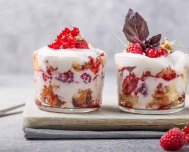 Desert fără coacere, rețeta care a făcut furori în ultima perioadă. Este fresh, delicios și se prepară rapid