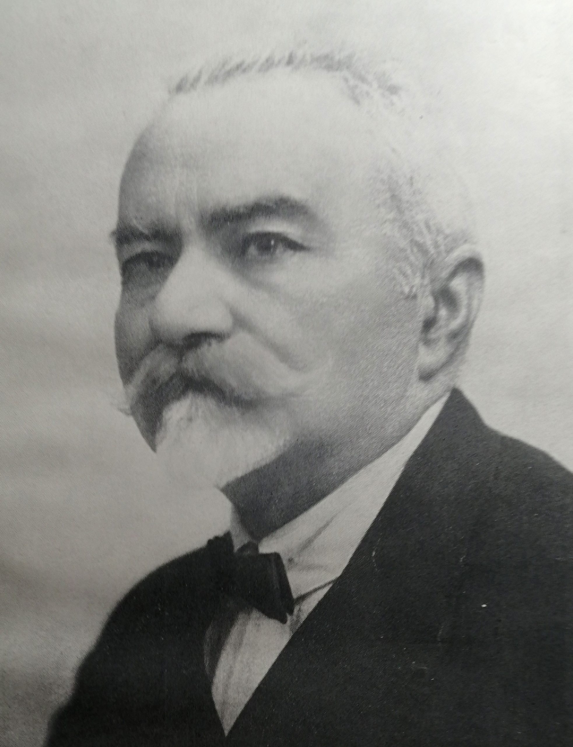 Cine a fost primul român care a ajuns în Antarctica. Ce a mâncat timp de 1 an de zile, cât a fost blocat pe mare