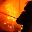Incendiu puternic la Cerașu! Pompierii, forțați să întindă furtunul la 350 de m de autospeciale