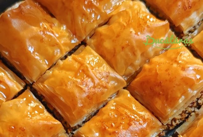 Baclava de casă – Rețeta delicioasă pentru iubitorii deserturilor orientale Baclava de casă – Rețeta delicioasă pentru iubitorii deserturilor orientale