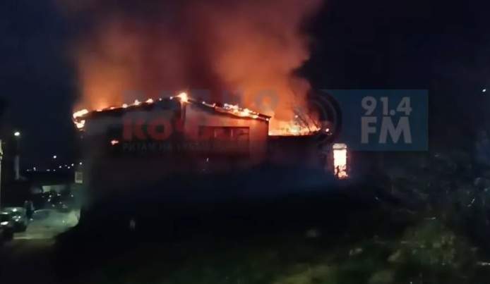 Incendiu puternic într-un club de noapte. Localul a fost mistuit de flăcări. Cel puțin 50 de persoane au murit și alte zeci au fost rănite / VIDEO Incendiu puternic într-un club de noapte. Localul a fost mistuit de flăcări. Cel puțin 50 de persoane au murit și alte zeci au fost rănite / VIDEO