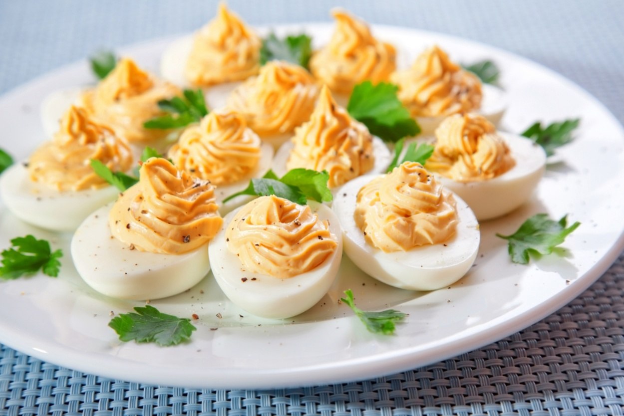 Rețeta delicioasă de ouă umplute pentru Paște. Ingredientul secret care le face un preparat fin, direct de restaurant