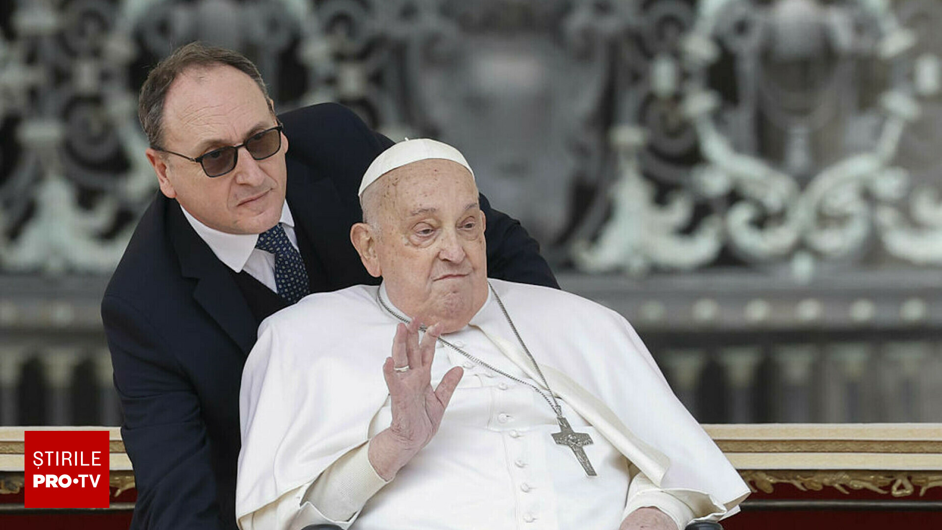 Ultimele ore ale Papei Francisc. Ce gest a făcut Suveranul Pontif către infirmierul său înainte de a intra în comă