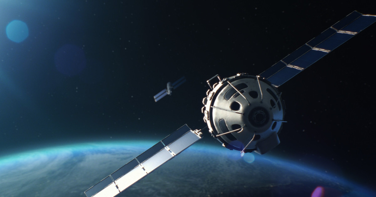 Un satelit rusesc conectat la sistemul de arme nucleare pare să fi scăpat de sub control, spun analiștii americani