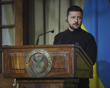 Zelenski: Racheta care a ucis ieri 12 persoane în Kiev a fost realizată cu 116 componente străine. Majoritatea lor sunt făcute în SUA