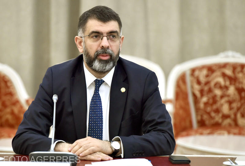 Surse: Robert Cazanciuc (PSD), în cărți pentru un post de judecător la CCR. Cine se bate pentru cele trei posturi care rămân libere în vară