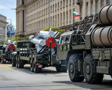 Serviciul de informații al armatei din Bulgaria: Există un risc ridicat ca Rusia să declanșeze un conflict armat în Moldova