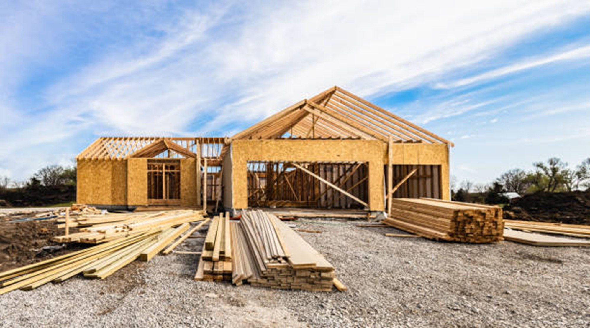 Care este costul, în 2025, pentru construirea unei case de 90 mp pe un singur nivel? Care sunt prețurile actuale pentru materialele de construcție și manoperă?
