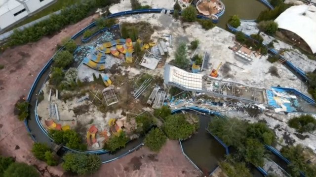 Cum a ajuns parcul acvatic din Brașov, ce se întinde pe 3 hectare, o ruină. „Ne propunem ca în acest an să finalizăm investițiile”