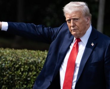Trump interzice intrarea în SUA pentru cetățenii din 12 țări: „Nu vom permite ca ce s-a întâmplat în Europa să se întâmple în America”