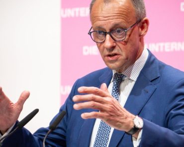 După vizita în SUA, cancelarul german Merz spune că senatorii americani „nu au nicio idee” despre reînarmarea Rusiei