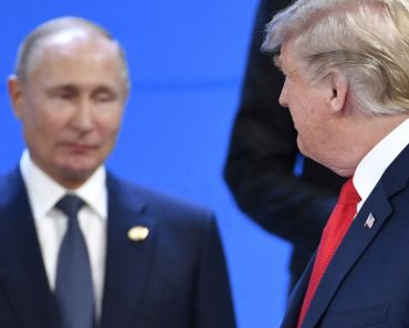 Donald Trump s-a lăudat că l-a amenințat pe Putin că „va bombarda Moscova în draci”. Reacția lui Putin: „Nu te cred” (CNN)