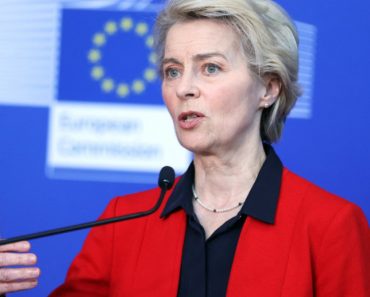 Eurodeputații resping moțiunea de cenzură împotriva Ursulei von der Leyen, inițiată de europarlamentarul AUR Gheorghe Piperea