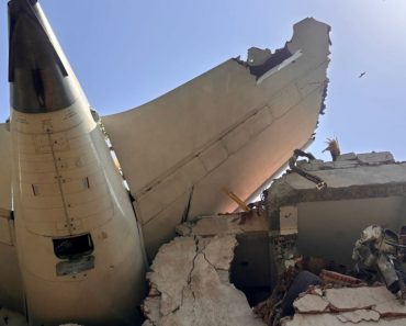„De ce ai oprit motorul?”. Ancheta preliminară în cazul avionului prăbușit în India scoate la iveală un detaliu înfricoșător