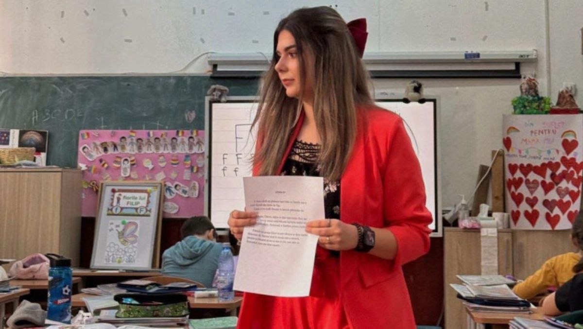 Cine este Alexia, învățătoarea de 19 ani care a luat cea mai mare notă la Definitivat, în București: „Am primit, într-adevăr, critici de la părinți” Cine este Alexia, învățătoarea de 19 ani care a luat cea mai mare notă la Definitivat, în București: „Am primit, într-adevăr, critici de la părinți”