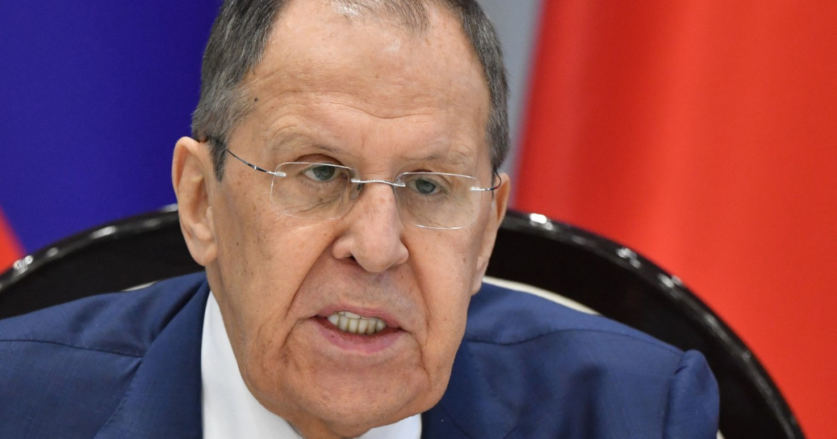 Lavrov amenință Europa cu „un mare război” în timp ce-l elogiază pe Trump
