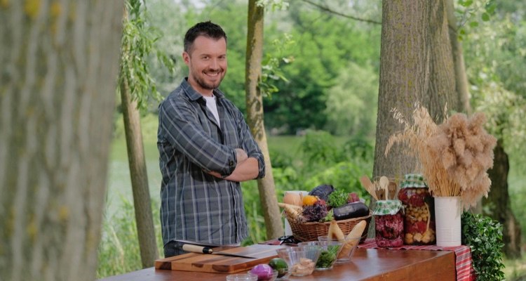 Trei rețete ideale pentru vară care nu îngrașă. Chef Horia Manea de la „Meniu de vedetă”: „Sunt rapide și gustoase” Trei rețete ideale pentru vară care nu îngrașă. Chef Horia Manea de la „Meniu de vedetă”: „Sunt rapide și gustoase”
